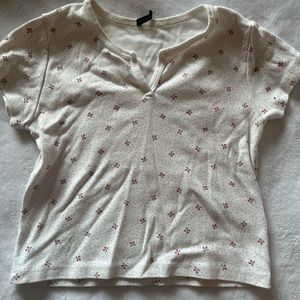 Brandy Melville Cropped Half Sleeve Top